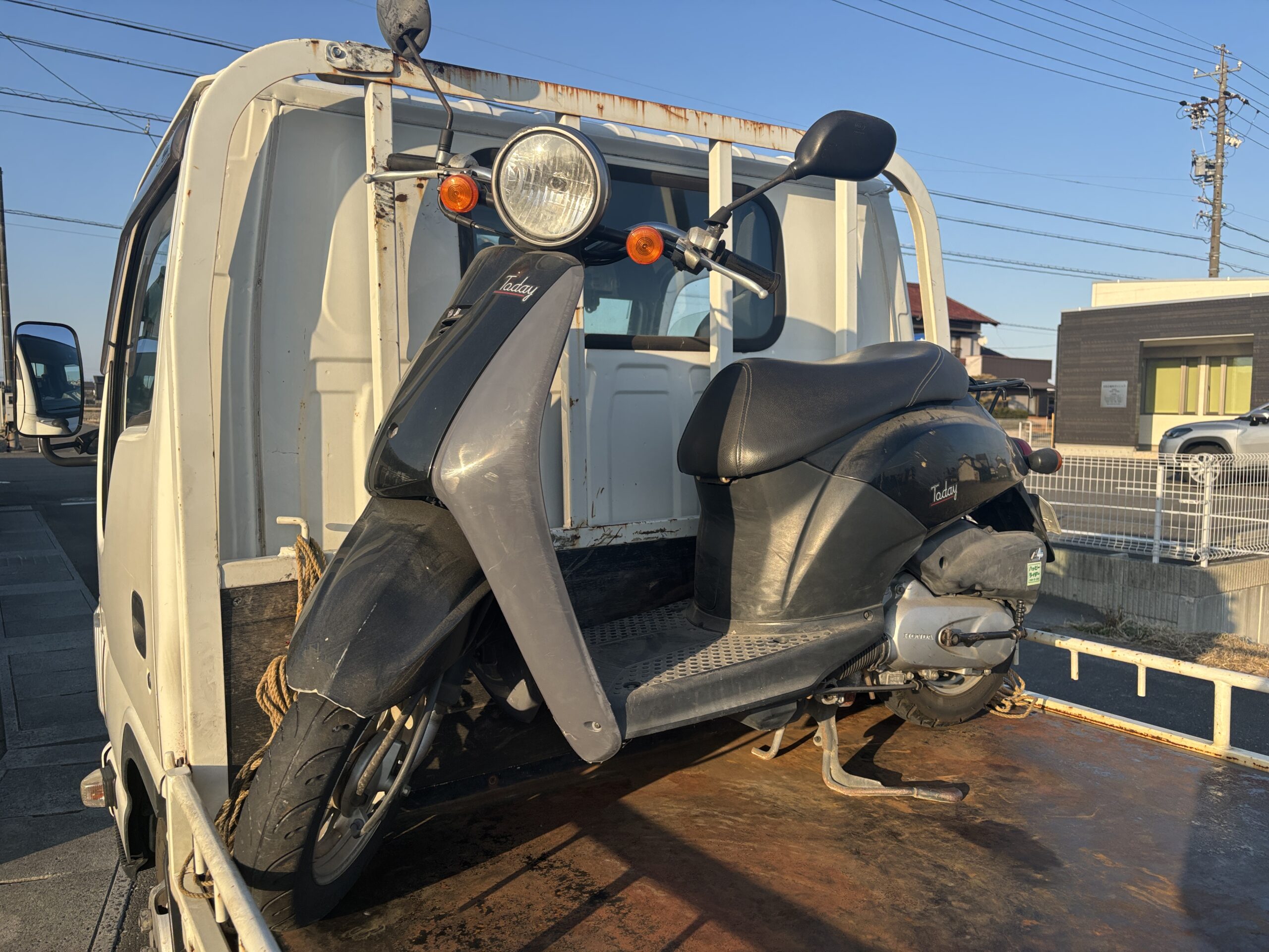 羽島郡岐南町　ホンダ　TODAY　50CC原付　トラックで無料回収